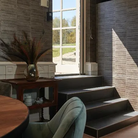 Bed & Breakfast In Den Paerd Gelogeerd