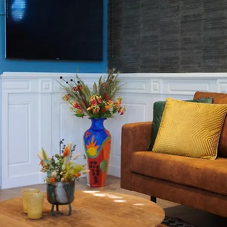Bed & Breakfast In Den Paerd Gelogeerd